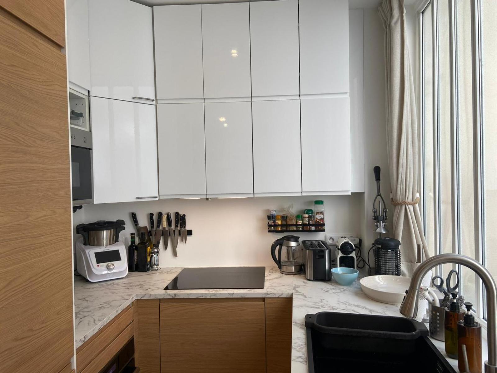 Calm & Charming Atelier In Appartement